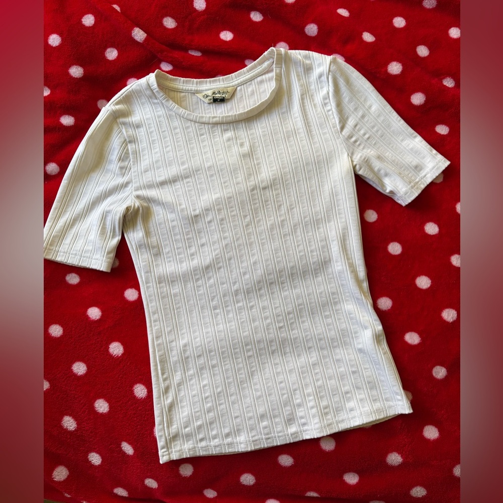 White Ribbed Short Sleeve Top